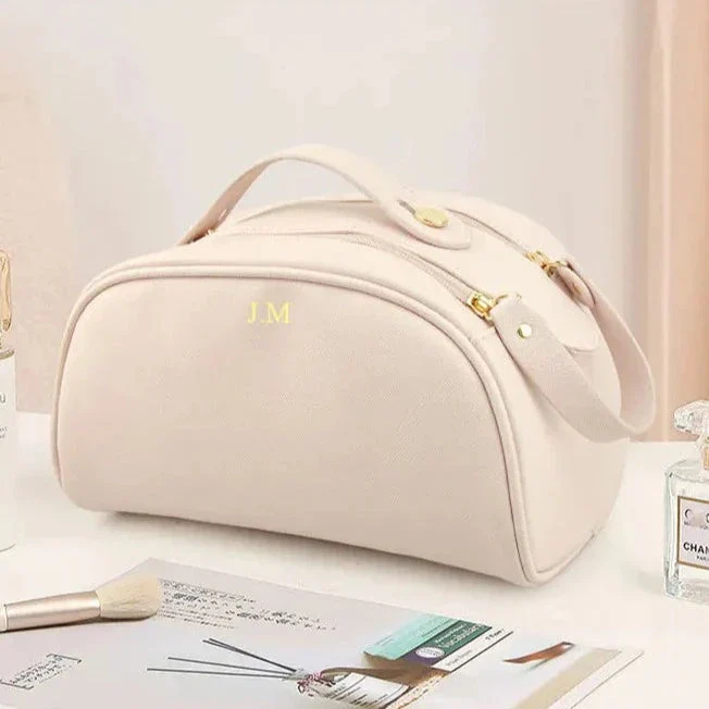 Trousse de Toilette Femme Personnalisée | Design Raffiné avec Initiales