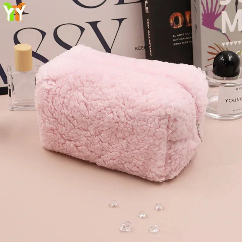 Trousse de Toilette Femme Moumoute | Compacte et Douce Flanelle