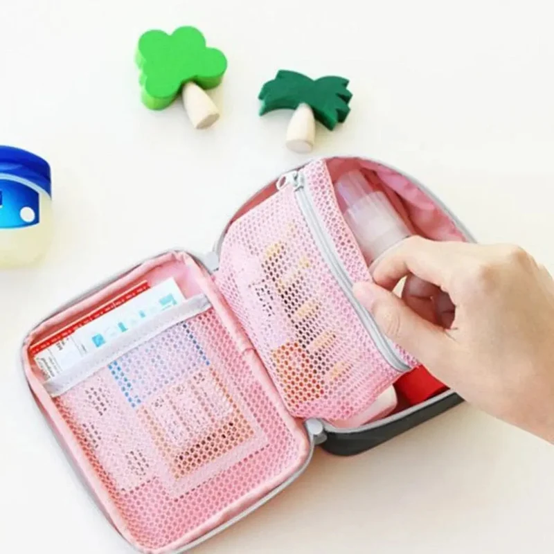Trousse de Secours Voyage Rose | Polyester Vide Compacte