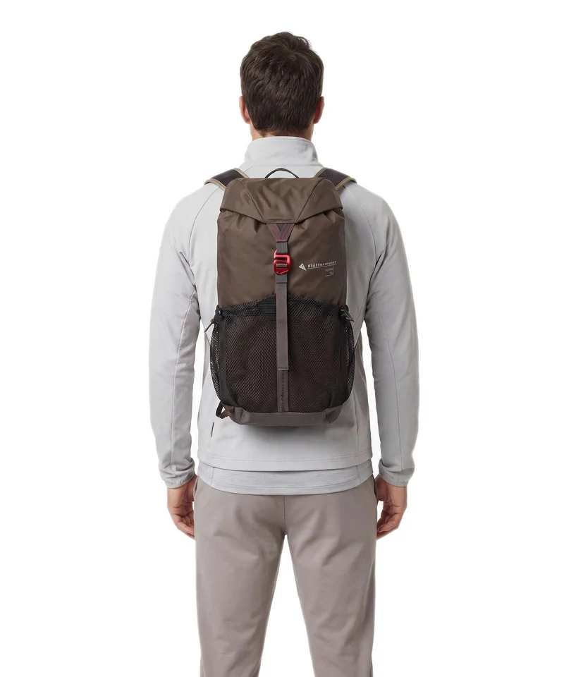 Klättermusen Fjörm 18 Sac à dos de trekking slate brown