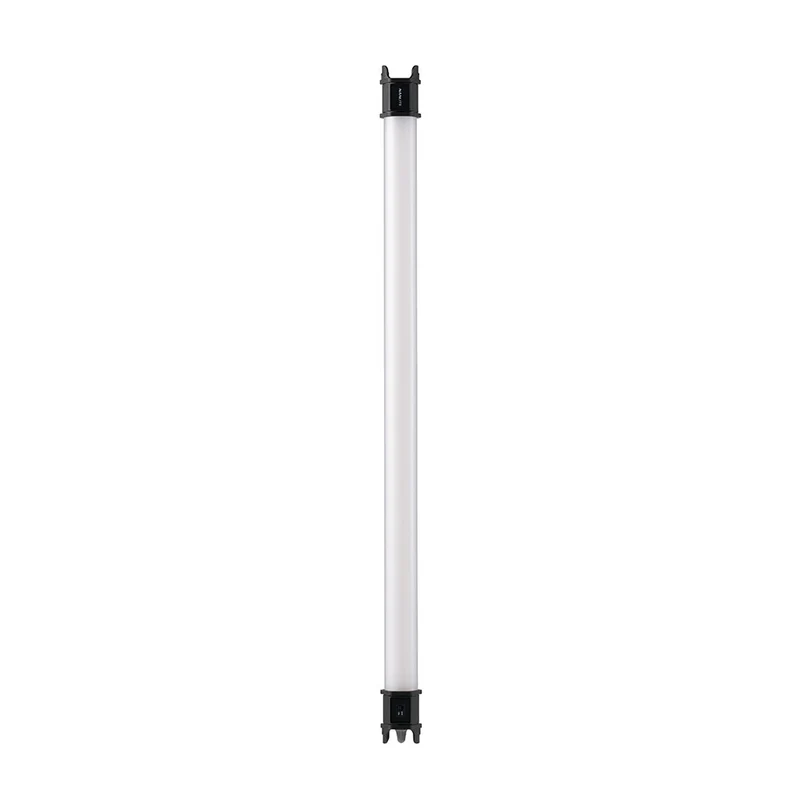 Tube de Lumière PavoTube II 15C LED RGBWW (Paquet de 4)