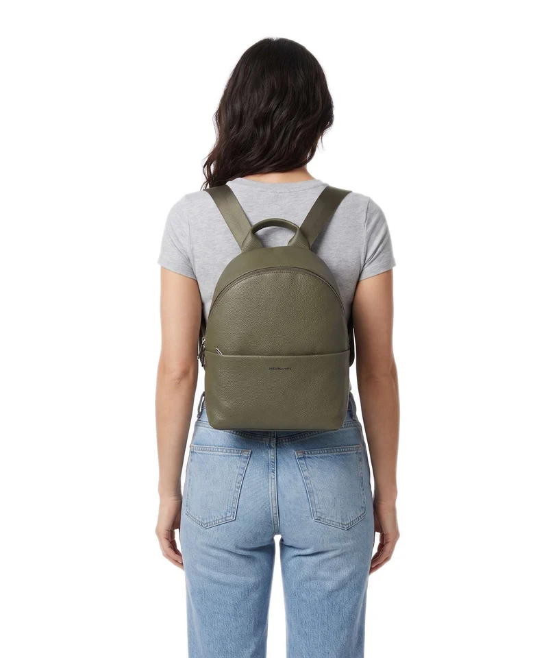 Mandarina Duck Mellow Leather Sac à dos winter olive