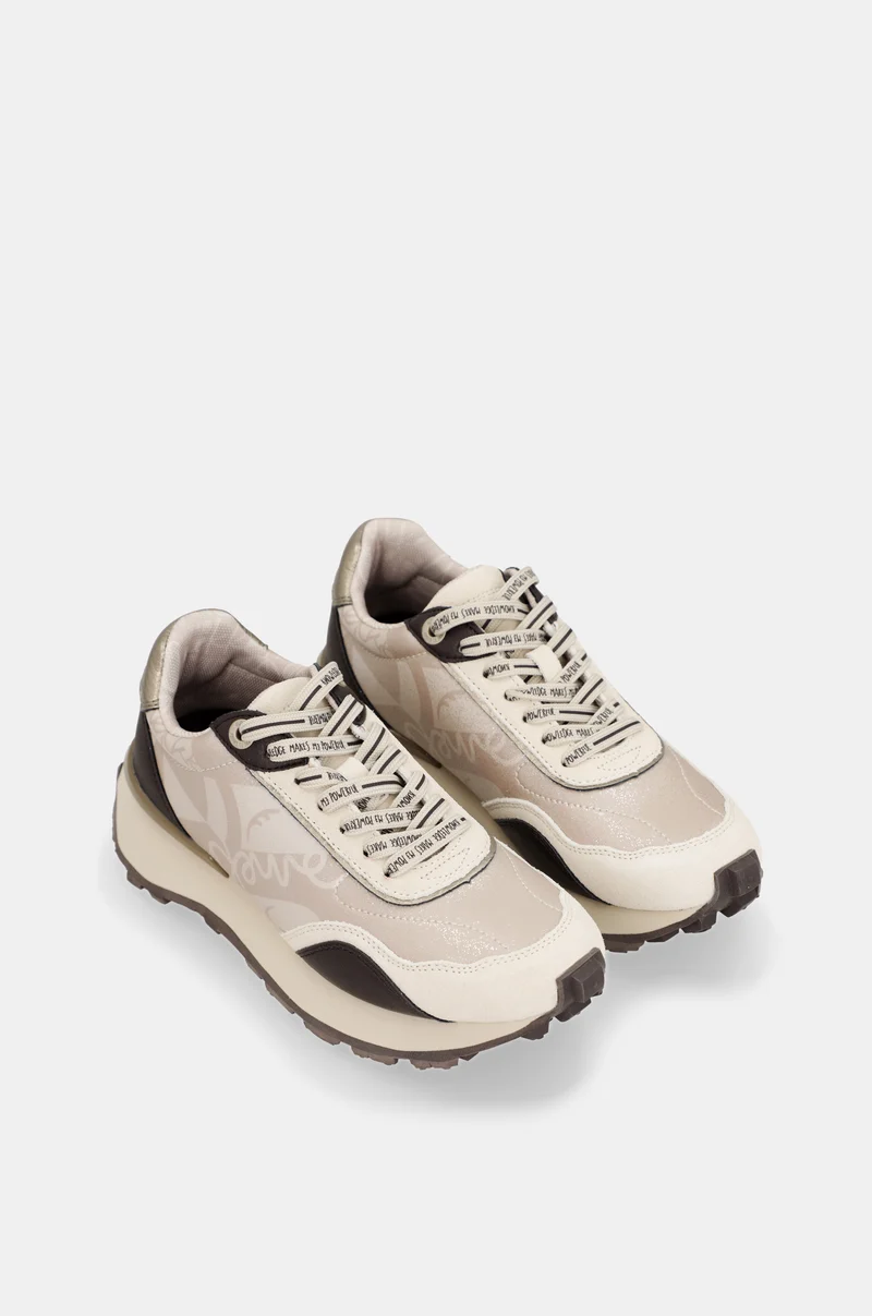 Sneakers beige avec détails marron