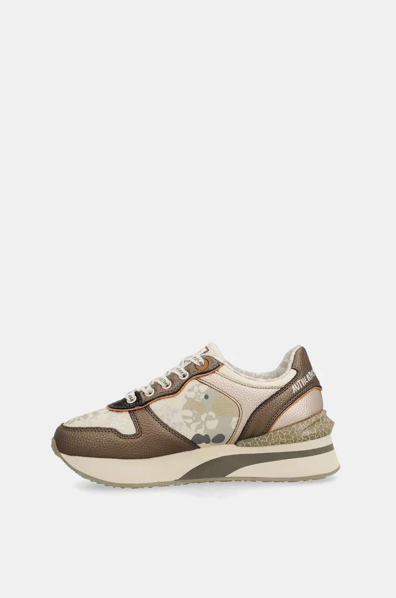 Sneakers beige et cuivrés