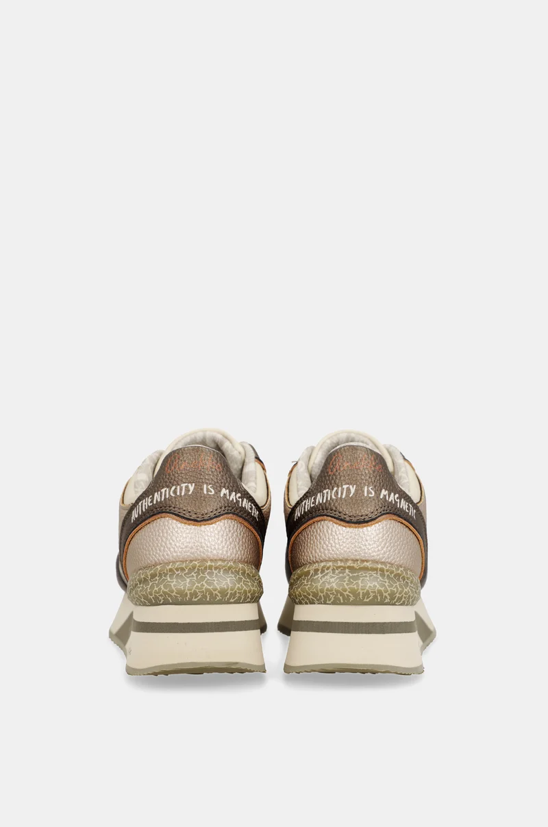 Sneakers beige et cuivrés