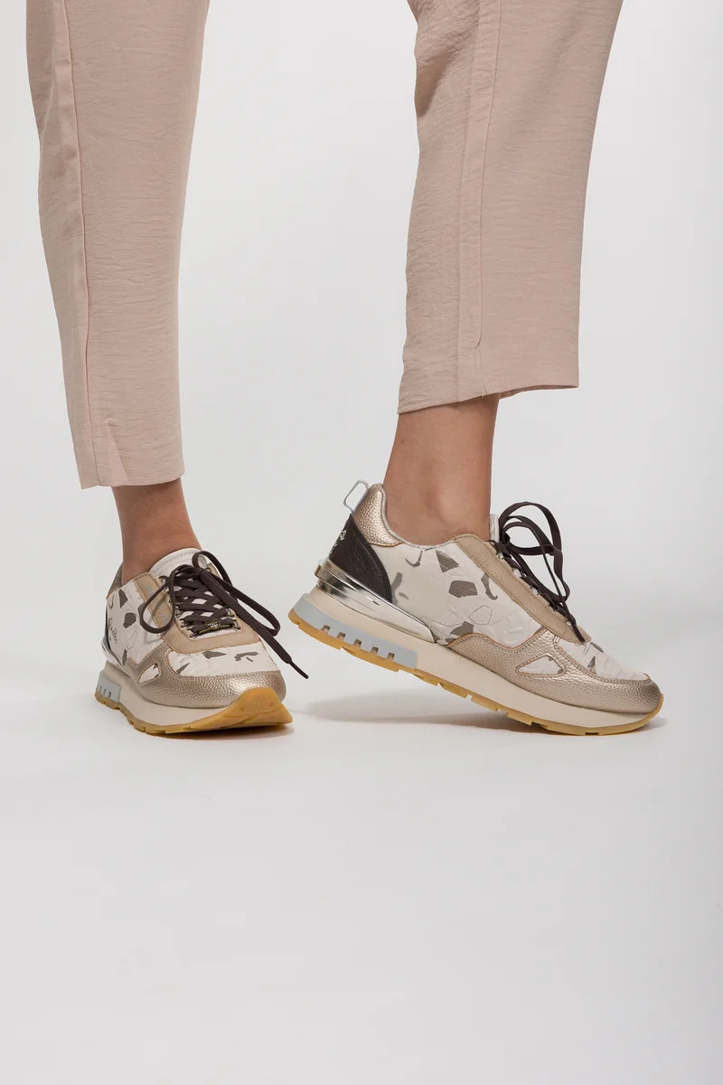 Sneakers beige et dorés