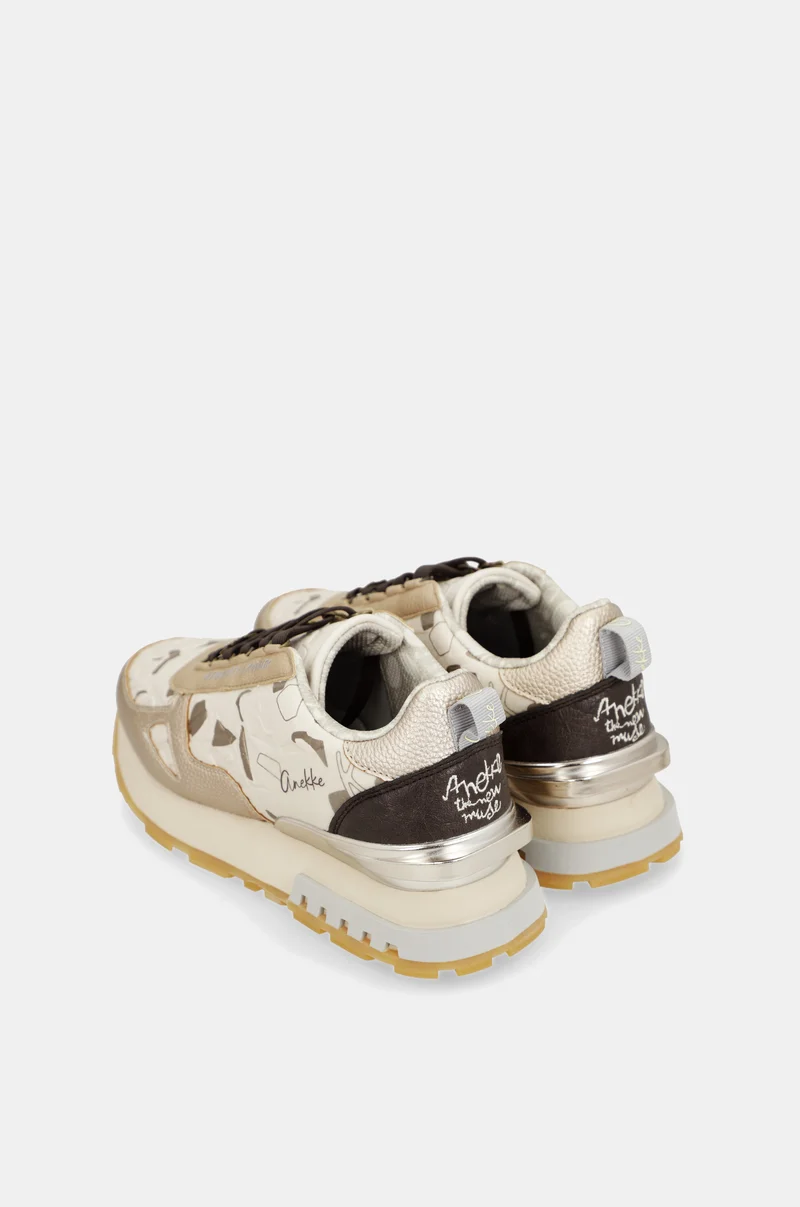 Sneakers beige et dorés