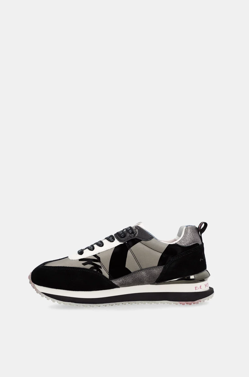 Sneakers noirs et plomb