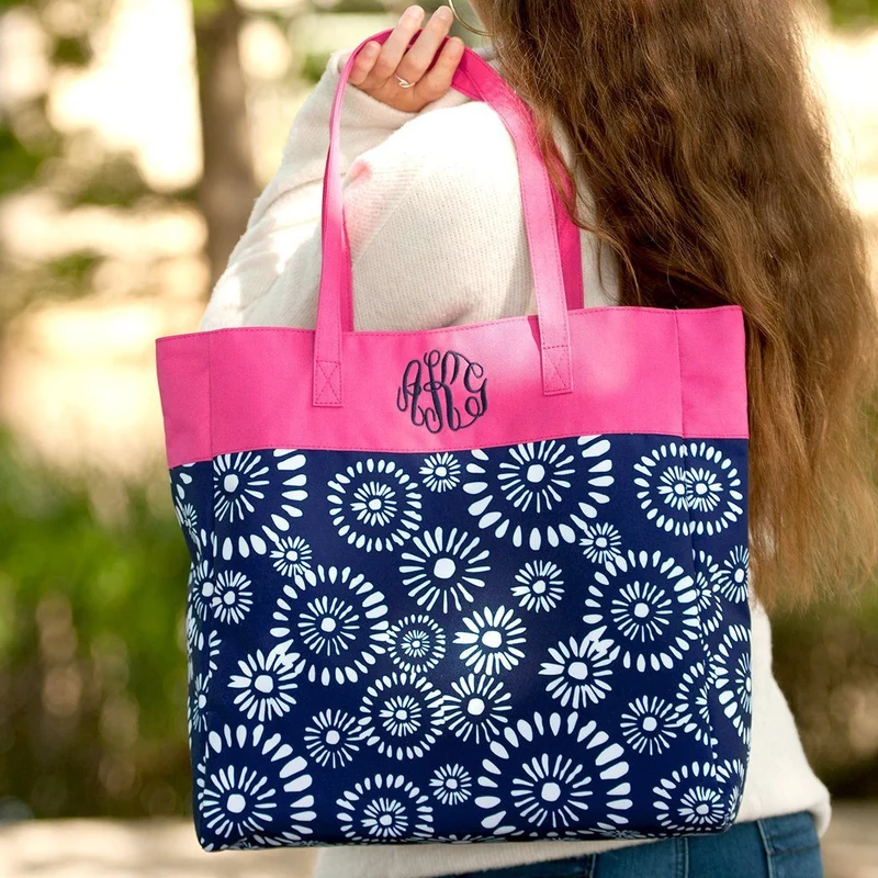 Riley Tote - Personalized