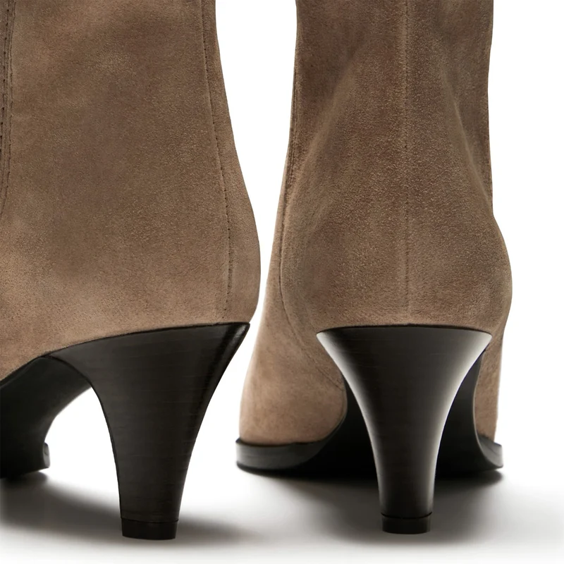 Isabel Bernard Bottes Louane en daim taupe IB53009-178-40