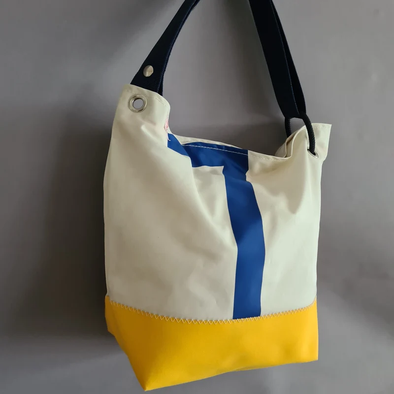 Maud Moyen Yellow