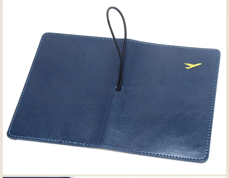 Pochette Passeport Personnalisée | Initiales en Lettres Dorées