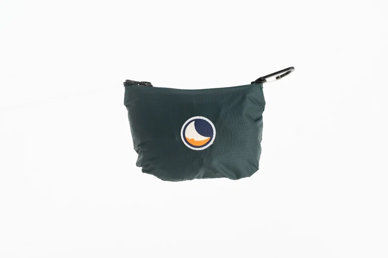 ZIPPER BAG 10L - Umhängetasche mit Zipper aus wasserabweisendem Material