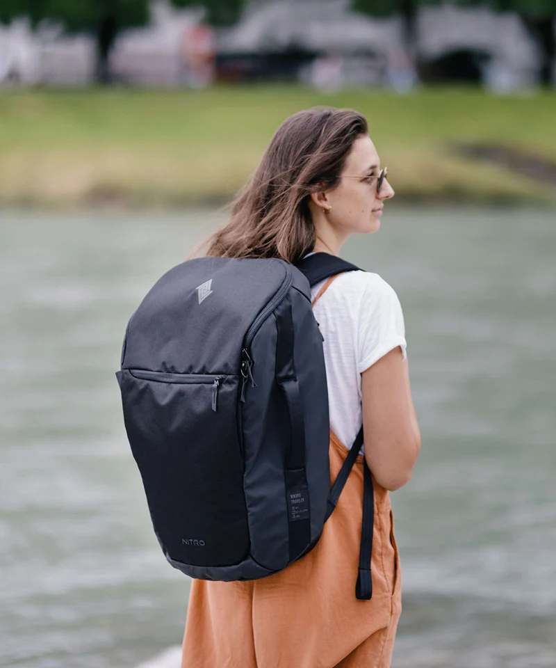 Nitro Nikuro Traveler 32 Sac à dos de voyage black out