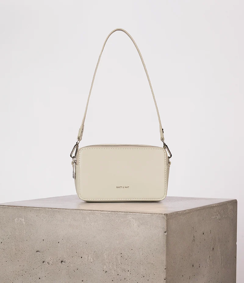 FARAH Sac à Bandoulière Végane – UPPEAL™