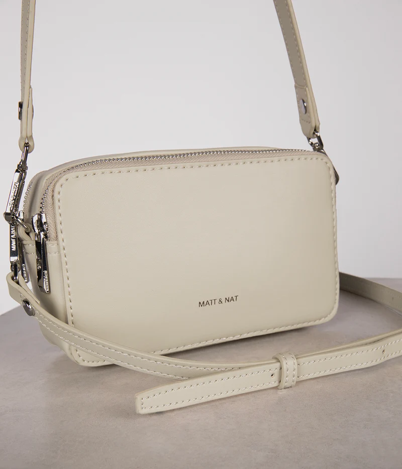 FARAH Sac à Bandoulière Végane – UPPEAL™
