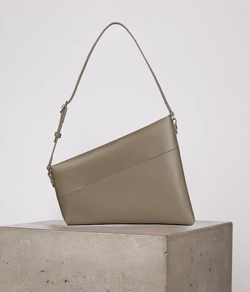 MAITRY Sac à Bandoulière Végane – UPPEAL™