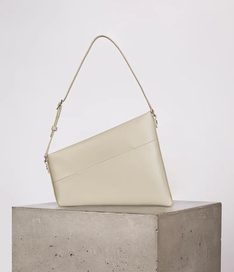 MAITRY Sac à Bandoulière Végane – UPPEAL™