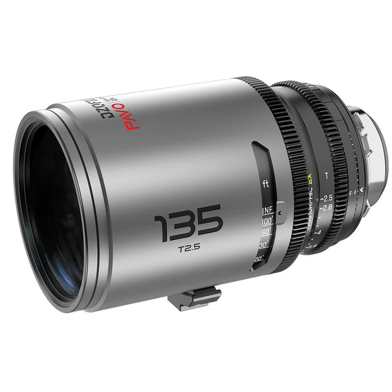 Pavo 135mm T2.5 2X Anamorphique PL/EF (Revêtement Neutre)
