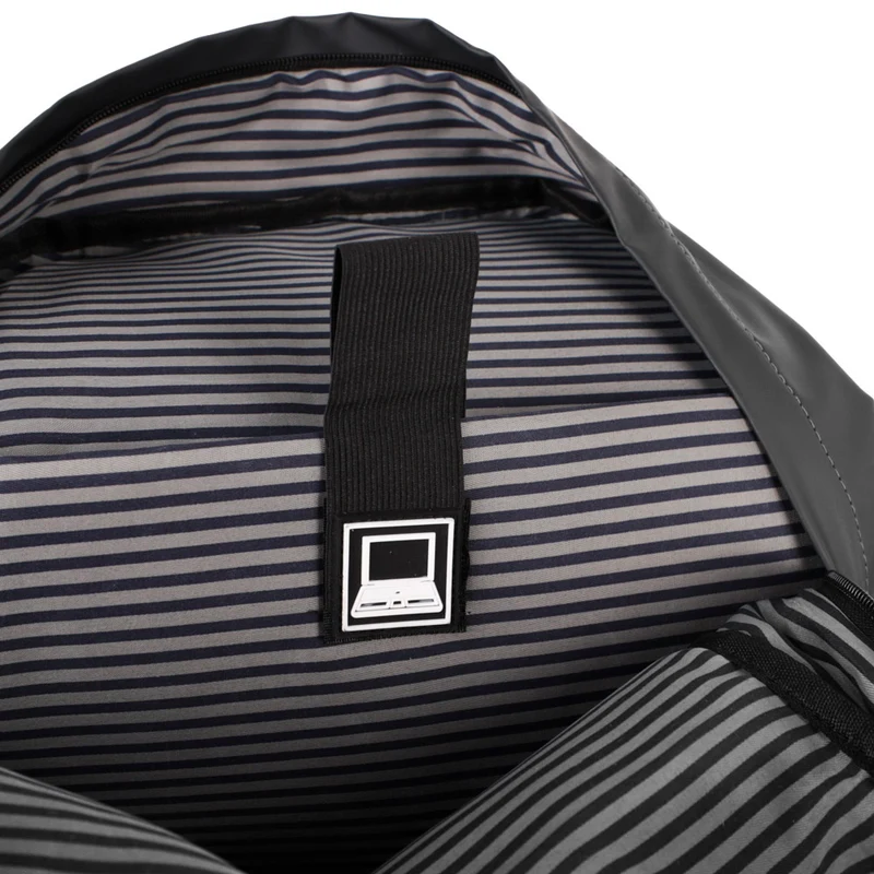 Tracker Everyday Backpack