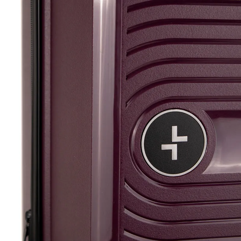 Tracker Dynamo DLX Carry-on